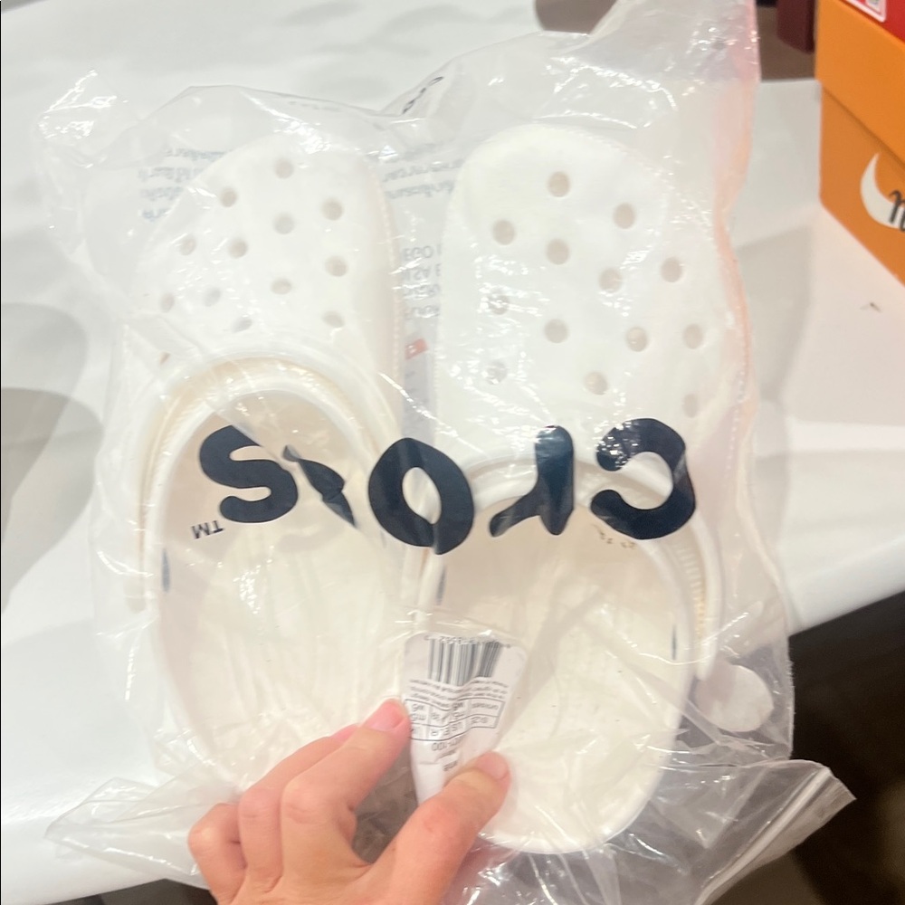 CROCS White Classic Clogs